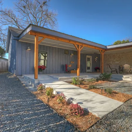 The Homestead Carriage House