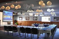 South Pacific Resort Hotel