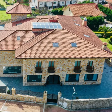 Hotel Torre de Galizano - Gloria Encarnación Viadero Lavin