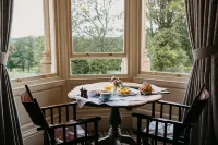 Cornhill Castle - breakfast