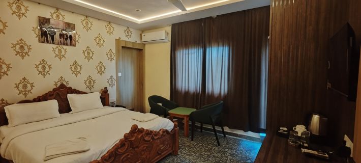 Hotel Rajwada Palace Hotels in Orchha