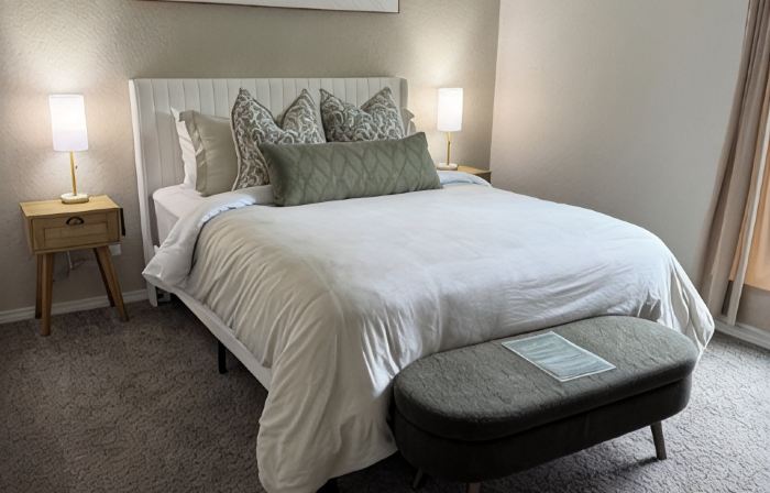 Cozy 2-bedroom condo with WiFi, AC in Colfax