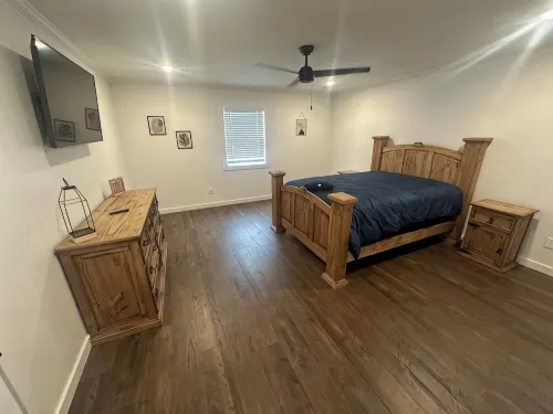 Current River Front Cabin … 4 Bed Room on the Waters Edge - Wi-Fi