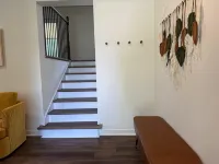 Jungle-Inspired 4BR Oasis - Peaceful & Private - 4 ดาว