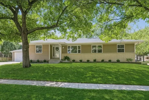 Spacious Ranch Home-5 BR, including 2 King Suites! - Bungalows
