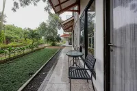 RedDoorz @ Batutulis Bogor Villa Papatong by M - Bintang 1