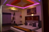Hotel Panchavarnaa - breakfast