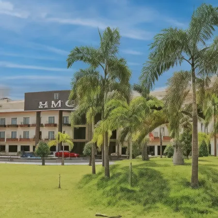 Hotel Mechi Crown