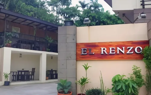 El Renzo Hotel Tagaytay - ที่มีบาร์