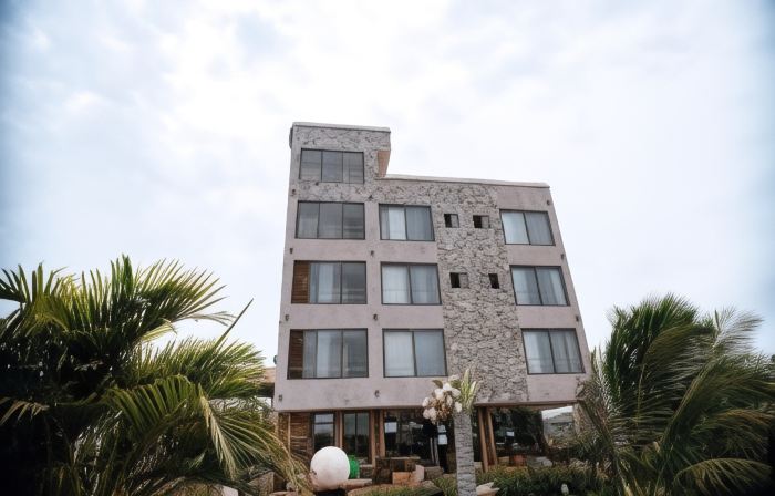 Plus 33 Hotel