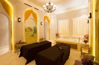 Toscana Valley Town Square Suites - Spa