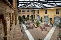 Hotel Alcázar de la Reina