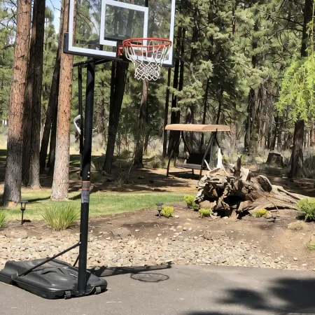 Luxurious Estate among the Pines w/ Hot Tub, EV Charger & so much MORE!