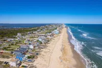 Oceanside Cottage Steps from the Beach!  The Gray Sandcastle! - 3-Star