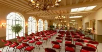 Chateau de Courban et Spa Nuxe - Parkering
