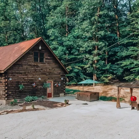 Rustic Oak Cabin - dogs welcome - Hocking hills