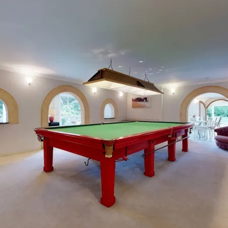 Private Indoor Heated Pool, Sauna + Snooker Room Next to Jurassic. Coastal Path
