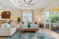 Sunshine & Good Times! Spacious Home w/ Pool & Spa - 4성급