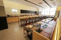 Azimut Hotel Voronezh - Bữa sáng
