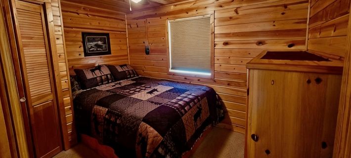 Tiny House Cabin -Presque Isle Campground #30 Hotels in Vilas County