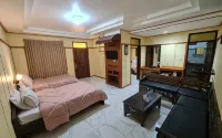 Lava View Lodge - parking