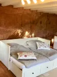 FELSENHAUS with view over Trier - living in the rock - ห้องครัว