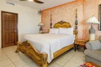 OceanFront, Deluxe 3 Bedroom All King, 3 Bathroom, bonus Bunk Beds, 2nd Floor! - Bintang 3