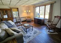 Blue Sky Country Living - Homestays