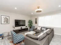 Modern 3-bedroom Rancher with AC and WiFi in Chilliwack Hotele w: Chilliwack