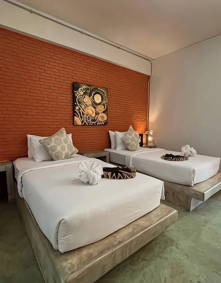 ห้องมาตรฐานเตียงใหญ่หรือเตียงแฝดพร้อมทิวทัศน์สวน