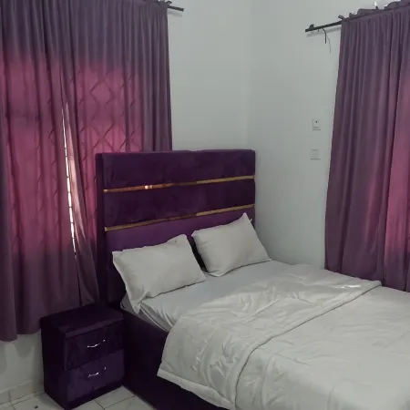JenAir Hotels and Apartment