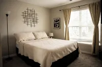 Charming 3-bedroom townhome with WiFi in delightful Richmond - บังกะโล