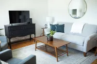 The West Quincy House: In Town with Sauna + Garage - 무료 와이파이