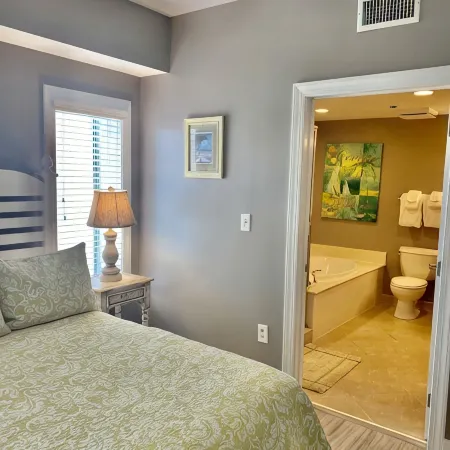 1401 (NEW Purchase), East Wrap Ard. View, 2br, Slps8 (Reviews at vrbo.com/511877