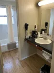 Economy Inn - Mountain view