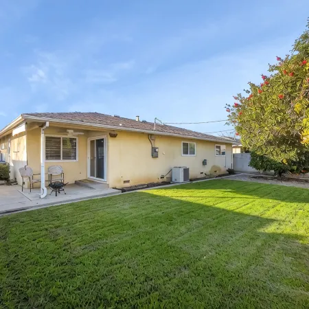 Clovis House with Foosball, 2-Car Garage!
