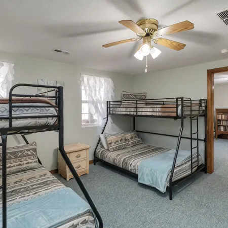 Welcome to “Relaxing on the Cumberland” – Your Perfect Cozy Escape