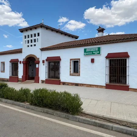 Apartamentos Turísticos - Hostal Los Alisos