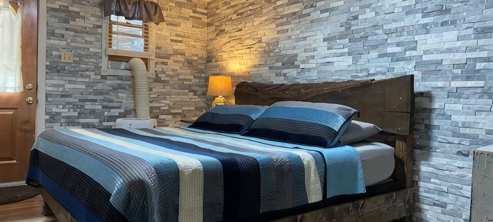 Large private apartment with view of the Old Jail Museum in historic Jim Thorpe. Hotels in Carbon County