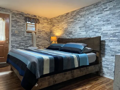 Large private apartment with view of the Old Jail Museum in historic Jim Thorpe. - Wifi