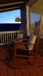 Comfy Spacious Home, Minutes to Beaches, King Bed, Sleeps 9, WiFi, Dog friendly - 무료 와이파이