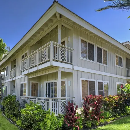 Regency Villas 3BD +Loft, 3BA,sleeps 8-10, A/C, 5 min walk to beach, 5 star !!!