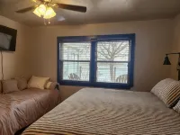 Waterfront Stay with Sandy Beach - Wifi