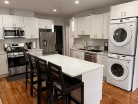 Lovely 3-Bedroom in Historic Downtown Ipswich - Apartments