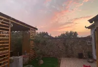 Maodong Featured Homestay (Fuxin Road No.1) - Farmhouses