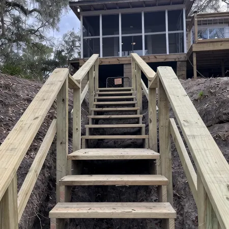 Enjoy semi-seclusion on the beautiful Suwannee River
