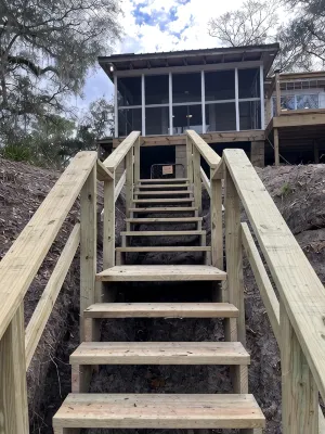 Enjoy semi-seclusion on the beautiful Suwannee River - WiFi