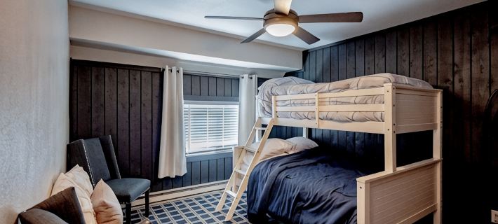 Carpenter Cottage - Renovated condo across from pond Ξενοδοχεία στην πόλη Brian Head