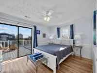 Pets OK Beach Home+Short Walk Beach Access+Views!! Recent Updates & Upgrades - balcony