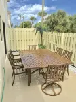 : Sandy Feet Retreat: Walk to the Beach! : - 3-Star